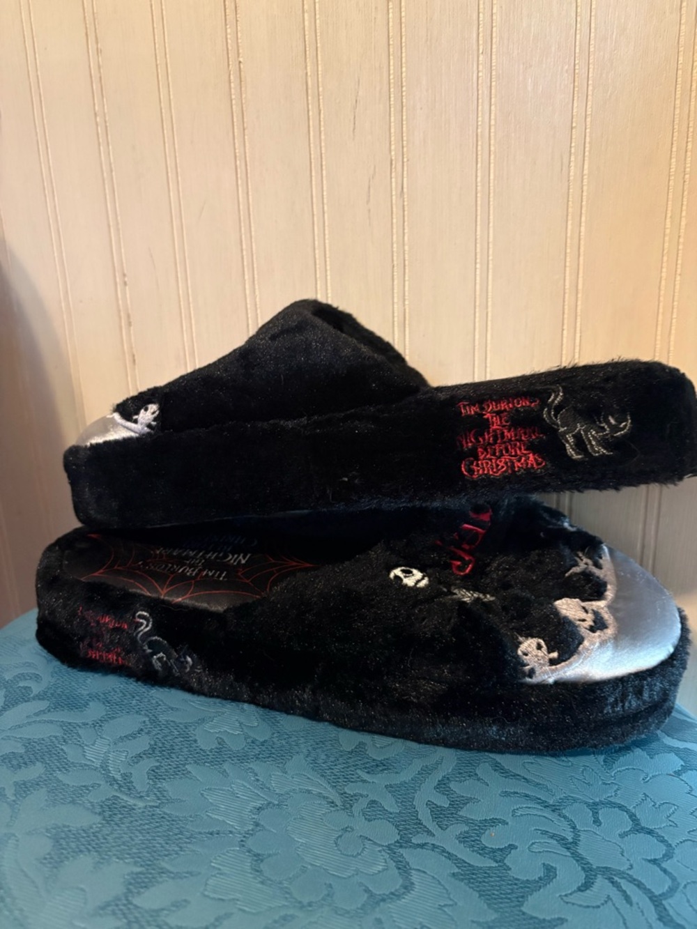 🌻3 for $15🌻 Vintage The Nightmare Before Christmas Jack & Sally Black  Slippers - Picture 2 of 5